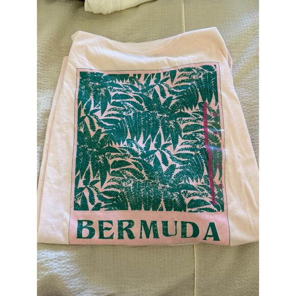 6/$25 NWT MODERN LUX Bermuda Abstract Leaves Pink & Green T-Shirt - Picture 1 of 5